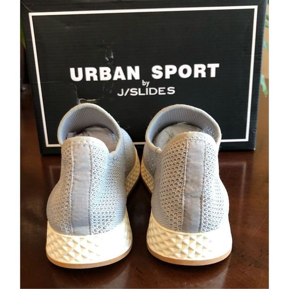 J/SLIDES URBEN SPORT - L Sz 6 - Silver Metallic Knit “Tiger M” Sneakers. NWTIB! - Picture 8 of 16